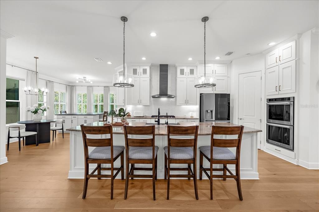 For Sale: $1,800,000 (5 beds, 4 baths, 4248 Square Feet)