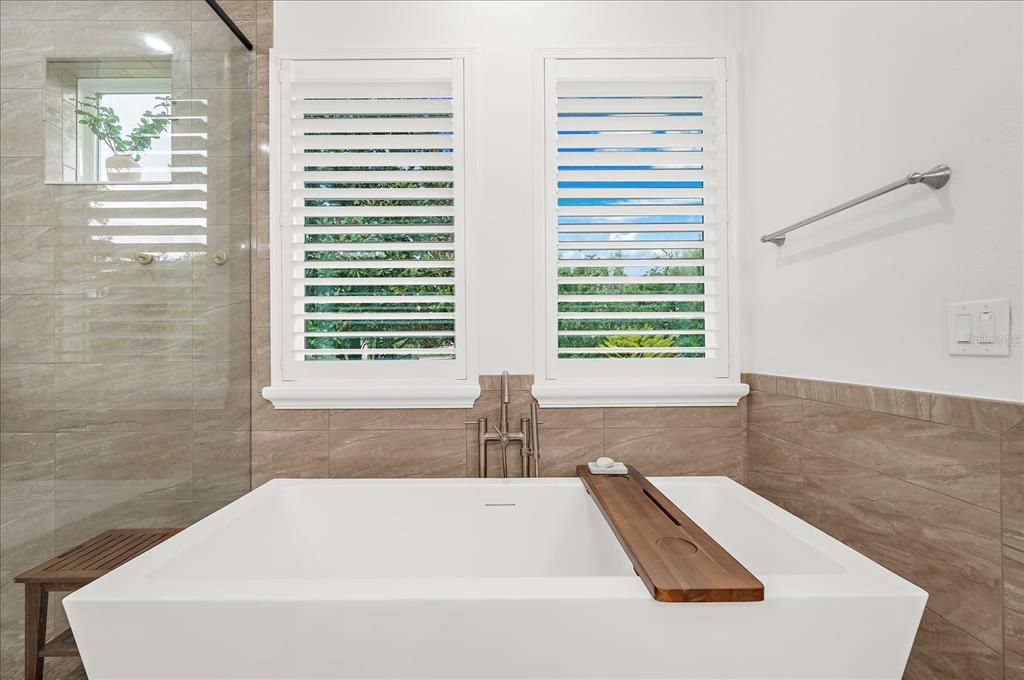 For Sale: $1,800,000 (5 beds, 4 baths, 4248 Square Feet)