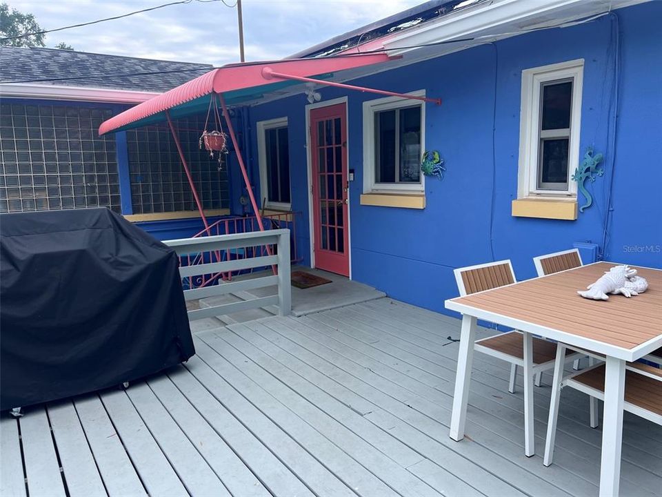 For Sale: $600,000 (3 beds, 2 baths, 1300 Square Feet)