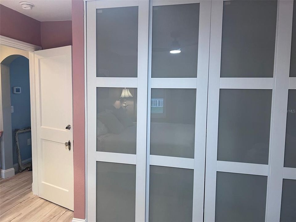 For Sale: $600,000 (3 beds, 2 baths, 1300 Square Feet)