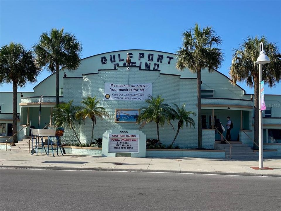 For Sale: $600,000 (3 beds, 2 baths, 1300 Square Feet)