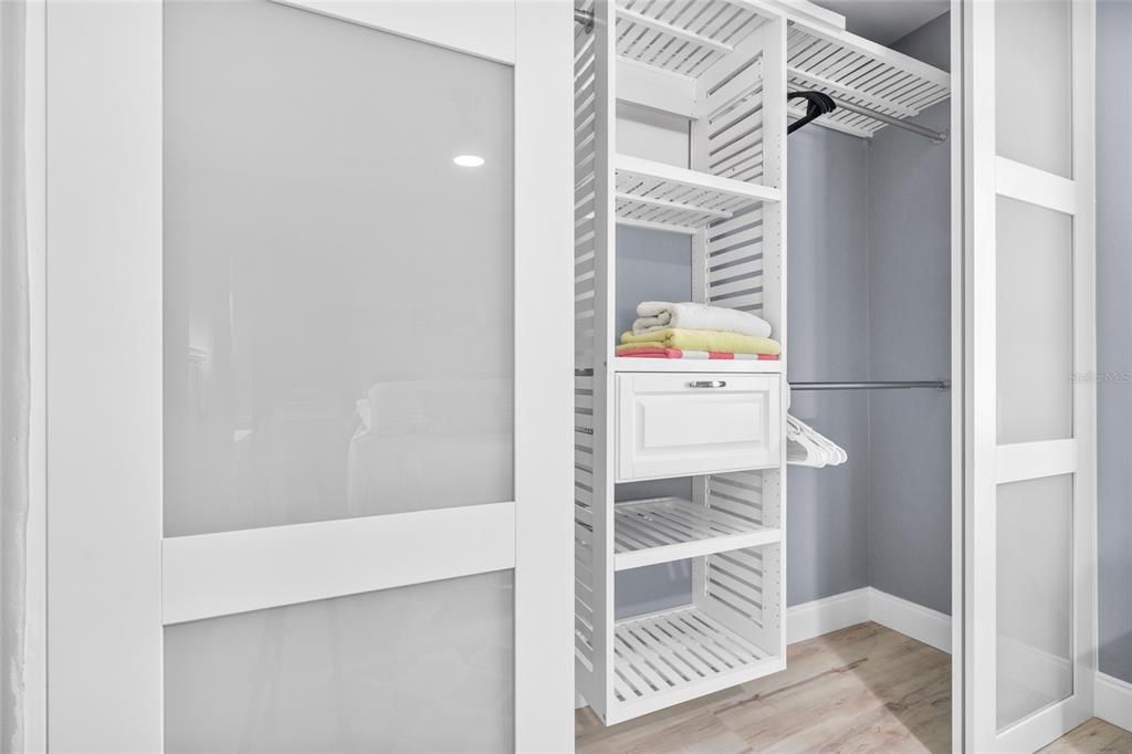 For Sale: $600,000 (3 beds, 2 baths, 1300 Square Feet)