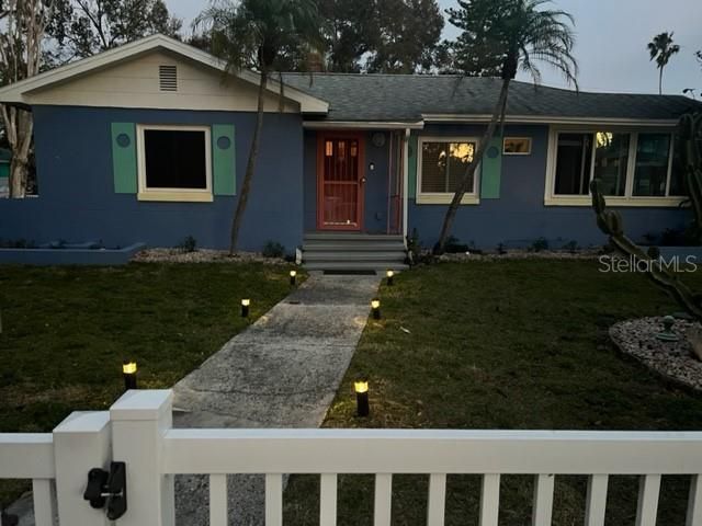 For Sale: $600,000 (3 beds, 2 baths, 1300 Square Feet)