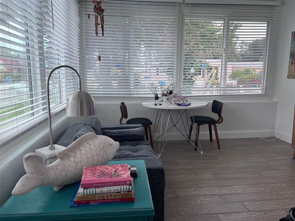For Sale: $600,000 (3 beds, 2 baths, 1300 Square Feet)