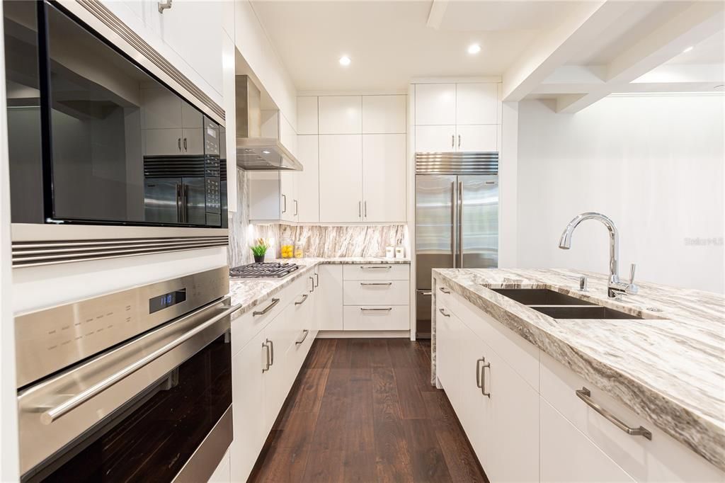 En Venta: $3,150,000 (3 camas, 3 baños, 3244 Pies cuadrados)