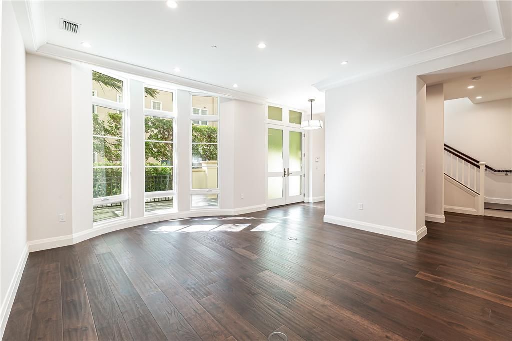 En Venta: $3,150,000 (3 camas, 3 baños, 3244 Pies cuadrados)