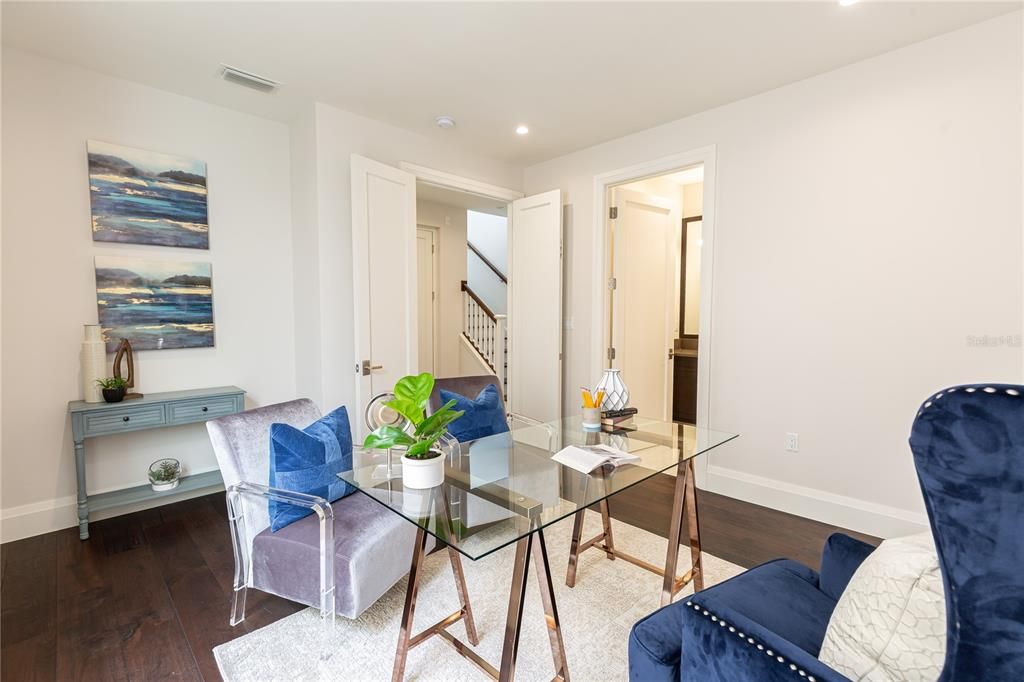 En Venta: $3,150,000 (3 camas, 3 baños, 3244 Pies cuadrados)