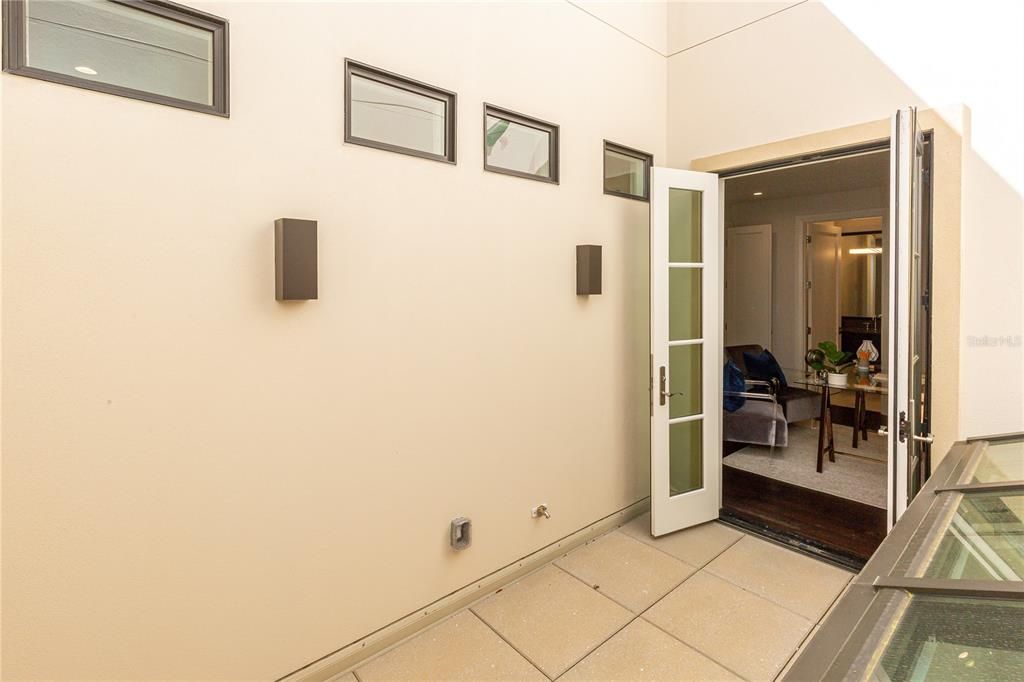 En Venta: $3,150,000 (3 camas, 3 baños, 3244 Pies cuadrados)