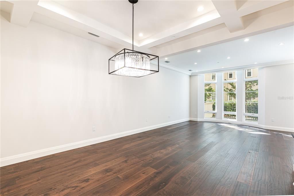 En Venta: $3,150,000 (3 camas, 3 baños, 3244 Pies cuadrados)