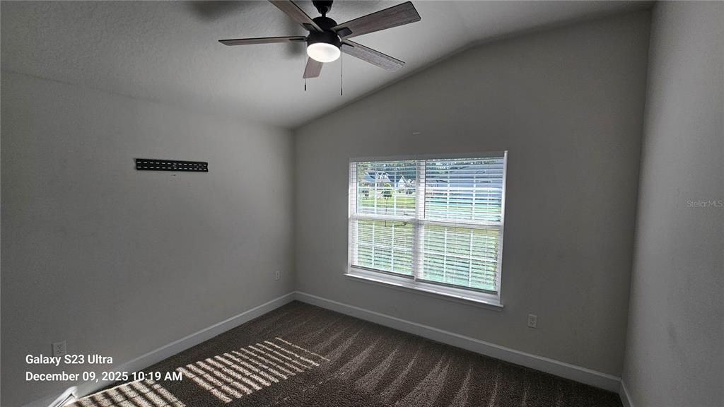 For Rent: $1,800 (3 beds, 2 baths, 1360 Square Feet)