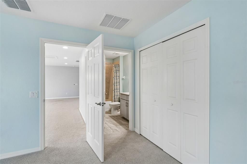 В аренду: $4,200 (4 спален, 3 ванн, 2988 Квадратных фут)