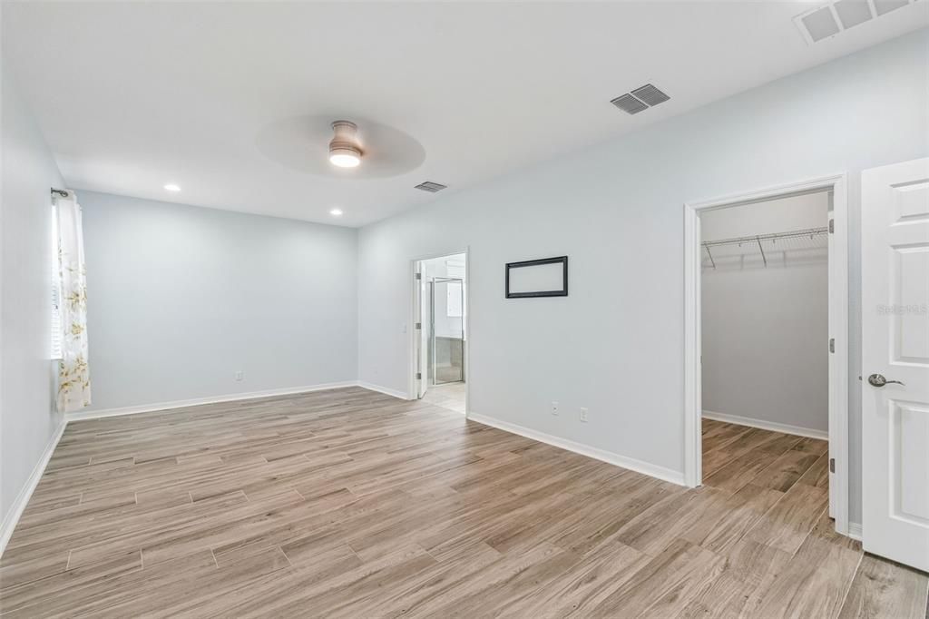 В аренду: $4,200 (4 спален, 3 ванн, 2988 Квадратных фут)