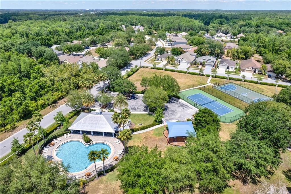 На продажу: $325,000 (3 спален, 2 ванн, 1724 Квадратных фут)