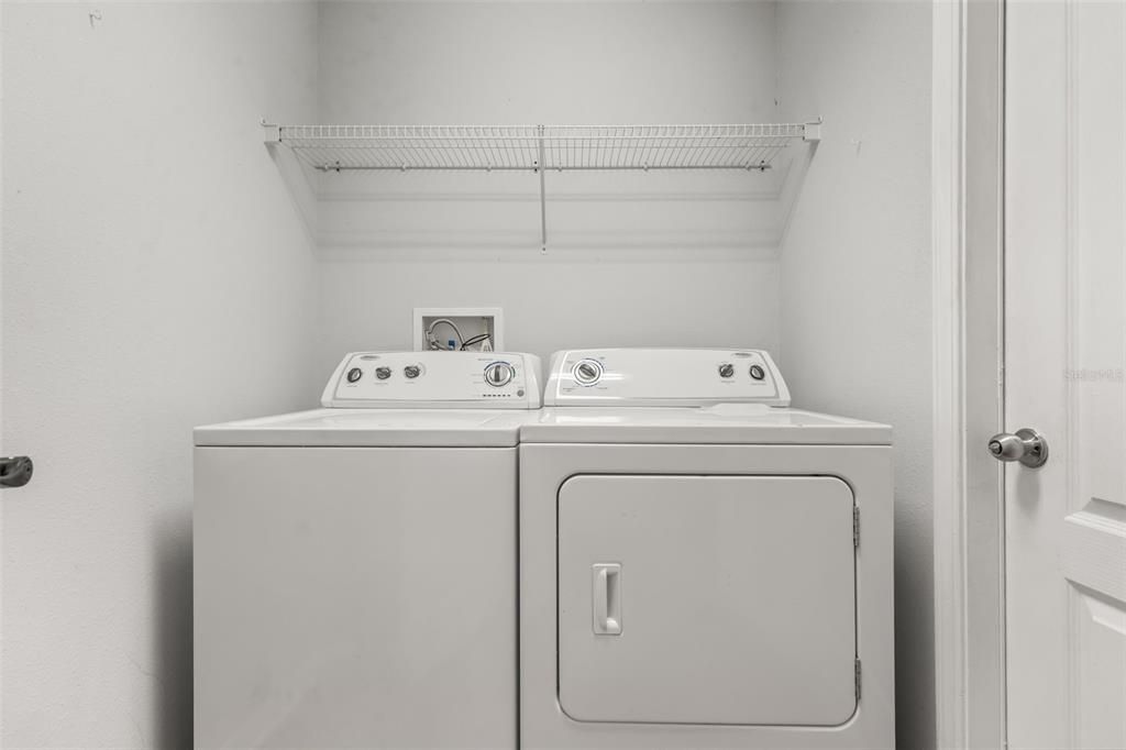 На продажу: $325,000 (3 спален, 2 ванн, 1724 Квадратных фут)