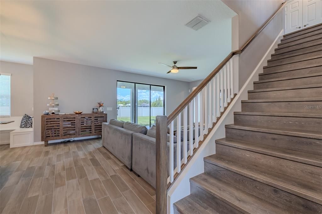 For Sale: $789,000 (5 beds, 3 baths, 3292 Square Feet)