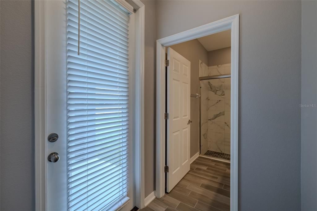 For Sale: $789,000 (5 beds, 3 baths, 3292 Square Feet)