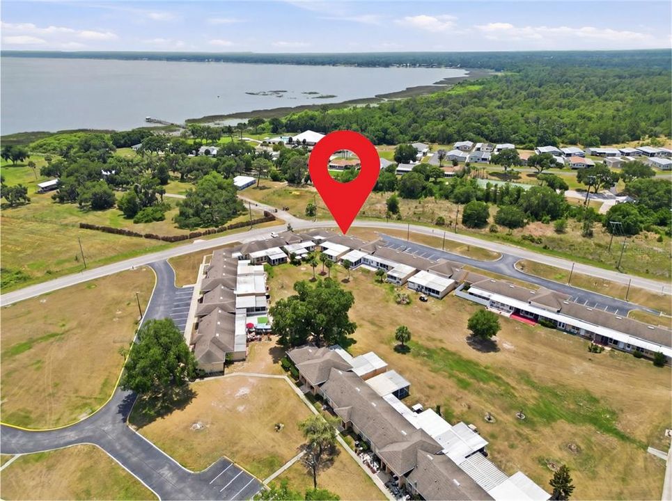 For Sale: $135,000 (2 beds, 1 baths, 860 Square Feet)
