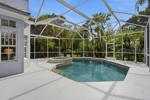 En Venta: $799,000 (3 camas, 3 baños, 2834 Pies cuadrados)