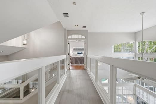 En Venta: $799,000 (3 camas, 3 baños, 2834 Pies cuadrados)