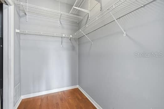En Venta: $799,000 (3 camas, 3 baños, 2834 Pies cuadrados)