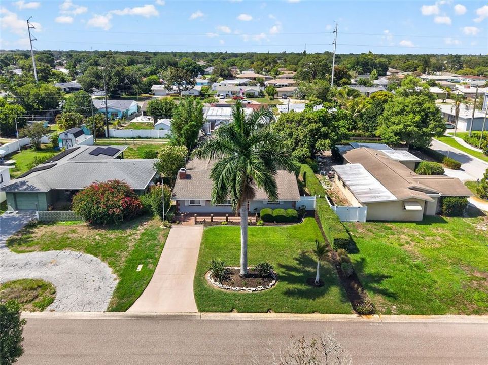For Sale: $597,650 (3 beds, 2 baths, 1759 Square Feet)