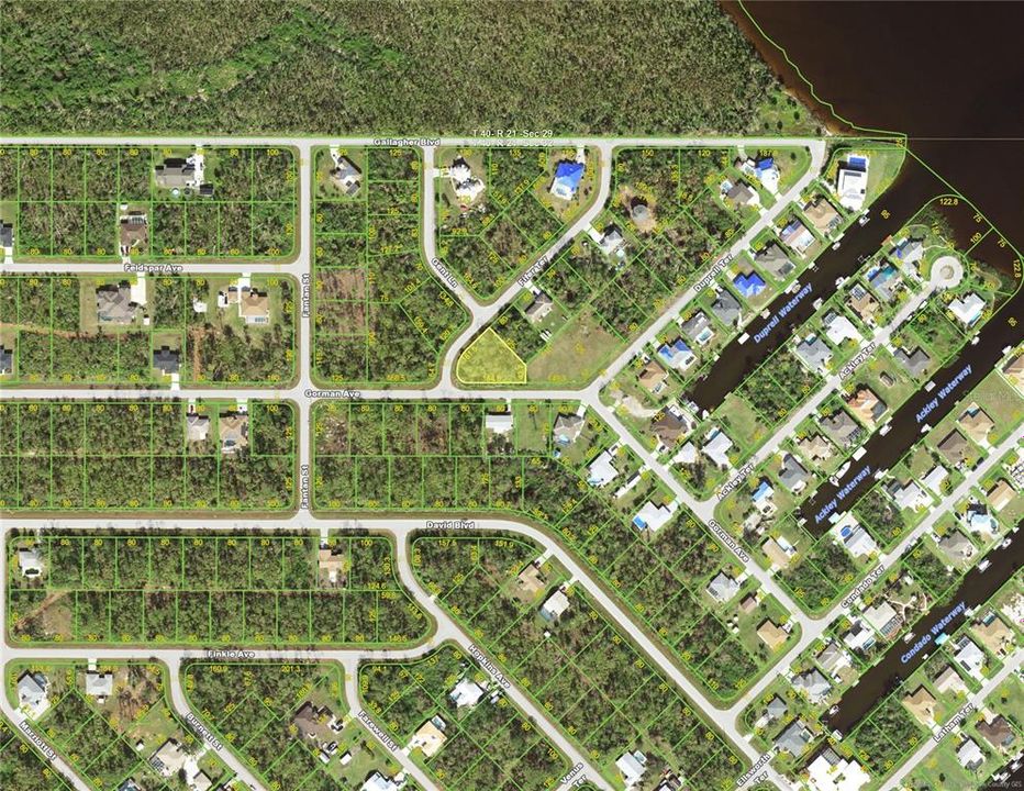 En Venta: $17,000 (0.33 acres)