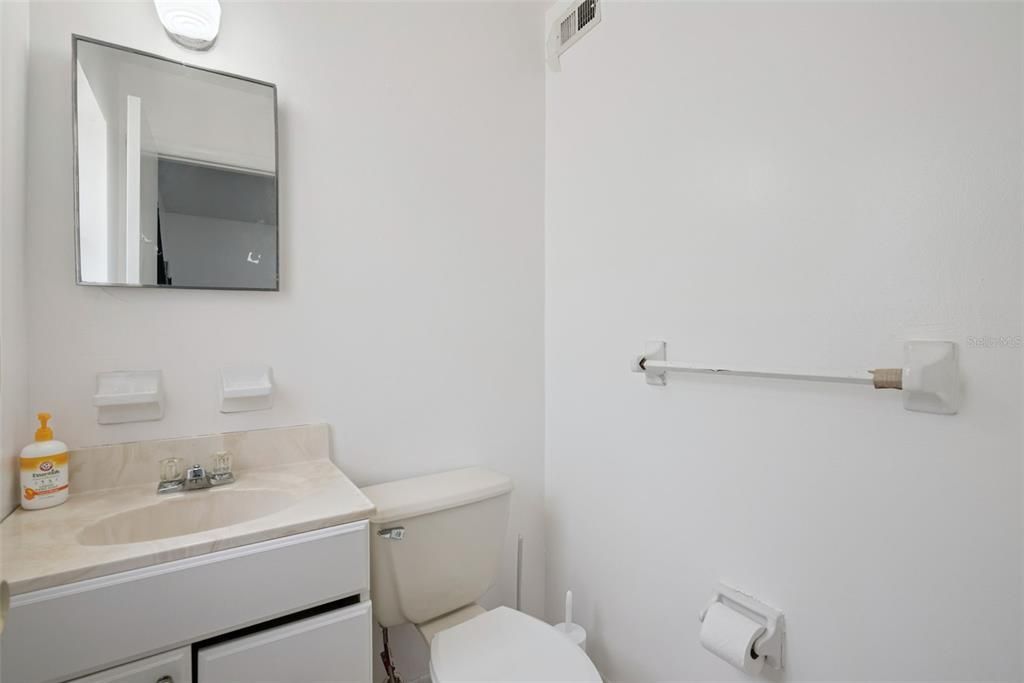 For Sale: $249,000 (3 beds, 2 baths, 1206 Square Feet)