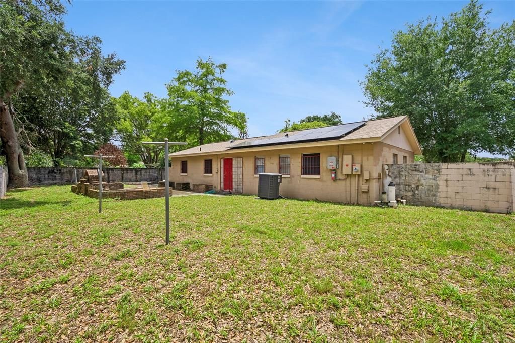 For Sale: $249,000 (3 beds, 2 baths, 1206 Square Feet)
