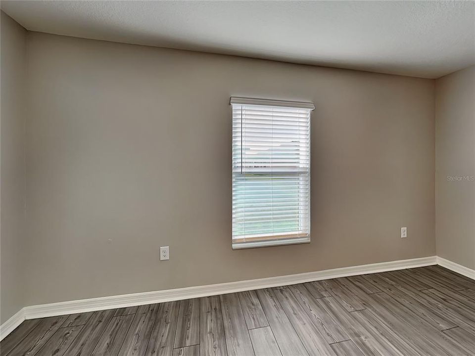 For Rent: $1,919 (3 beds, 2 baths, 1678 Square Feet)