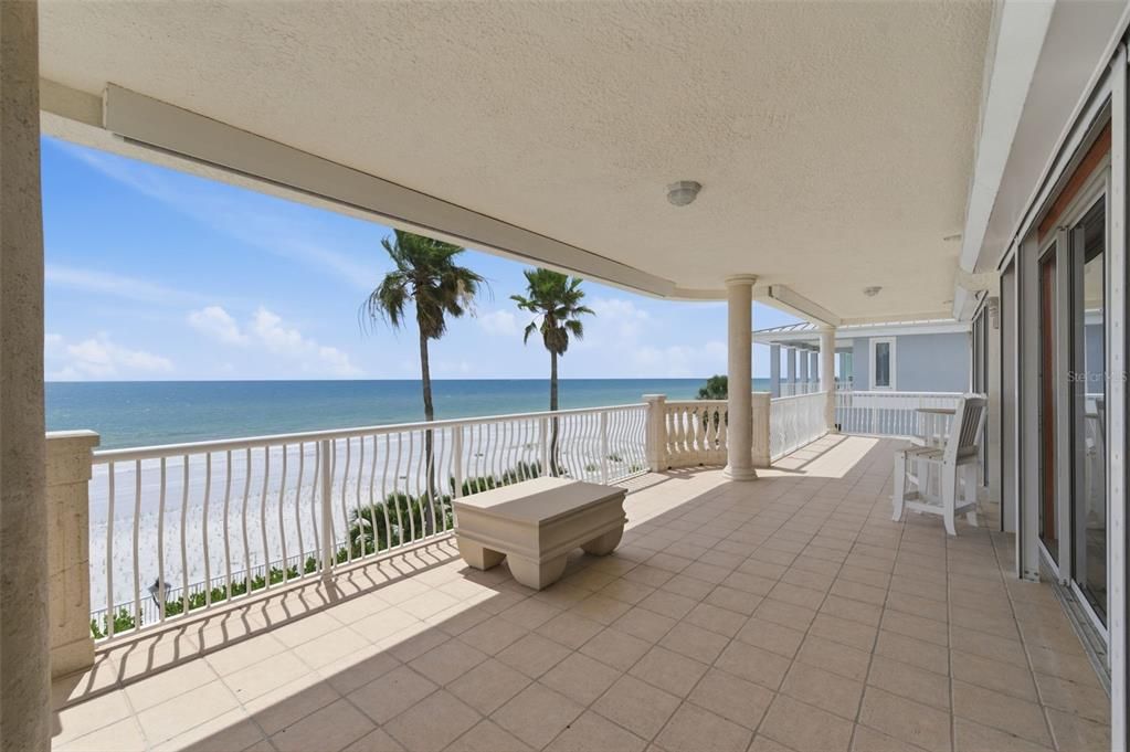 For Sale: $2,900,000 (4 beds, 4 baths, 3545 Square Feet)