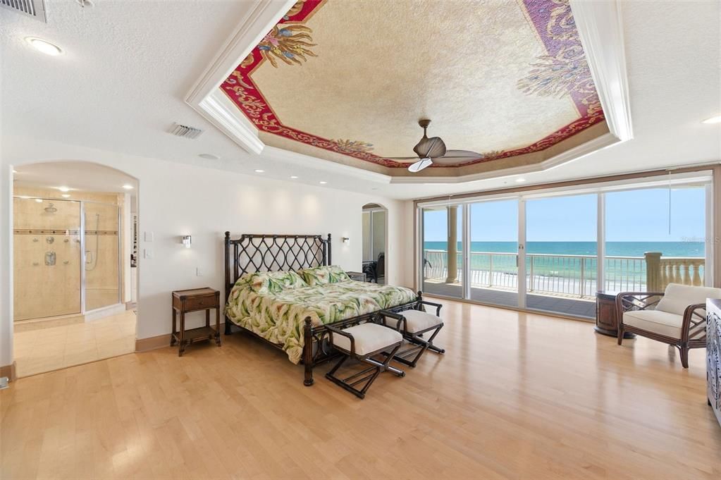 For Sale: $2,900,000 (4 beds, 4 baths, 3545 Square Feet)