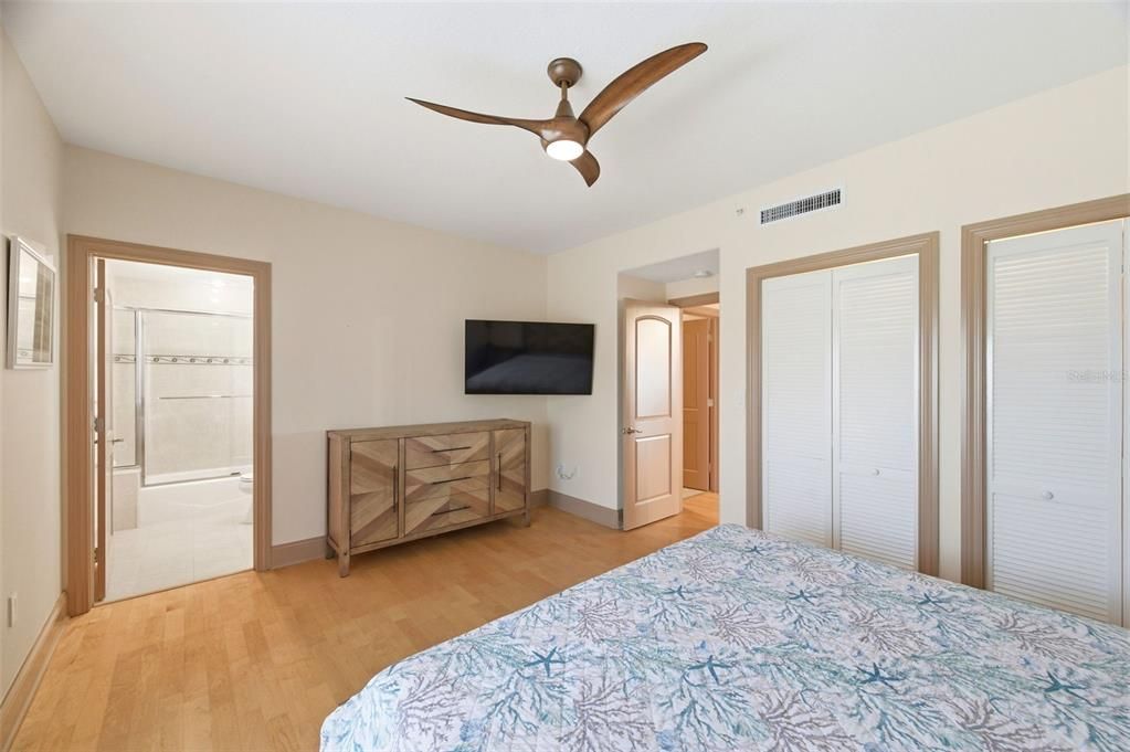 For Sale: $2,900,000 (4 beds, 4 baths, 3545 Square Feet)