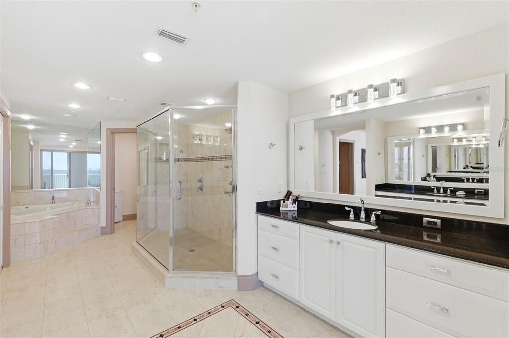 For Sale: $2,900,000 (4 beds, 4 baths, 3545 Square Feet)