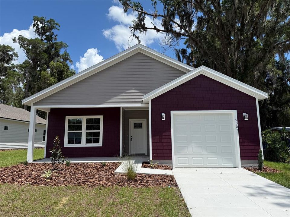 Active With Contract: $275,000 (3 beds, 2 baths, 1508 Square Feet)