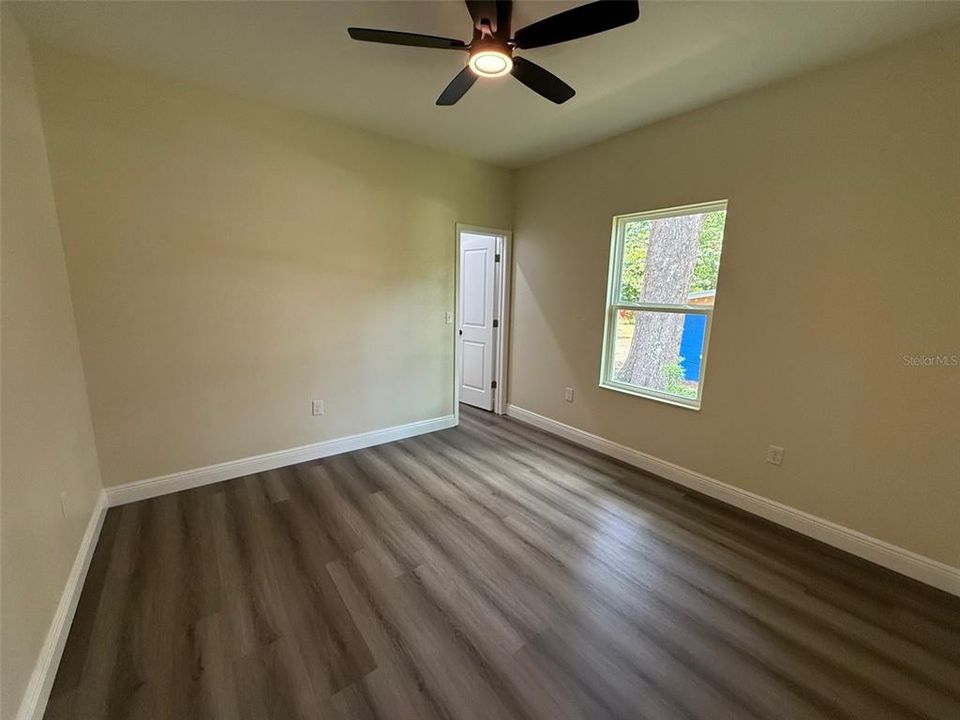 Active With Contract: $275,000 (3 beds, 2 baths, 1508 Square Feet)