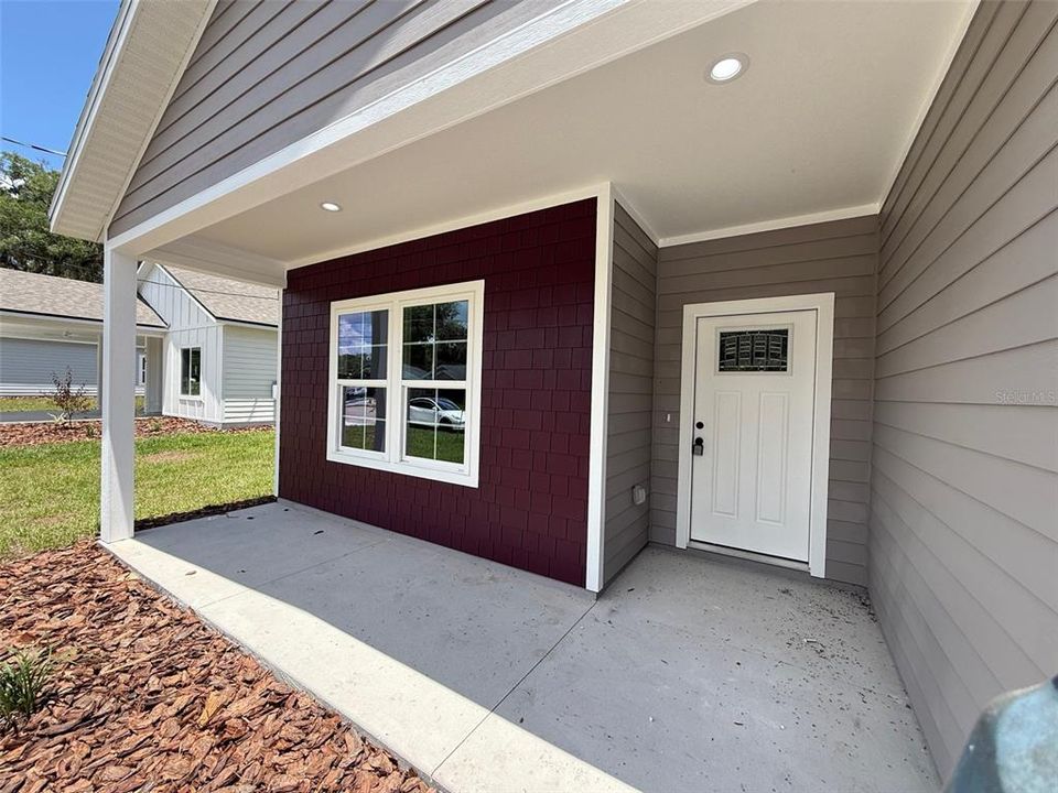 Active With Contract: $275,000 (3 beds, 2 baths, 1508 Square Feet)