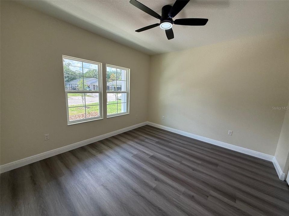 Active With Contract: $275,000 (3 beds, 2 baths, 1508 Square Feet)