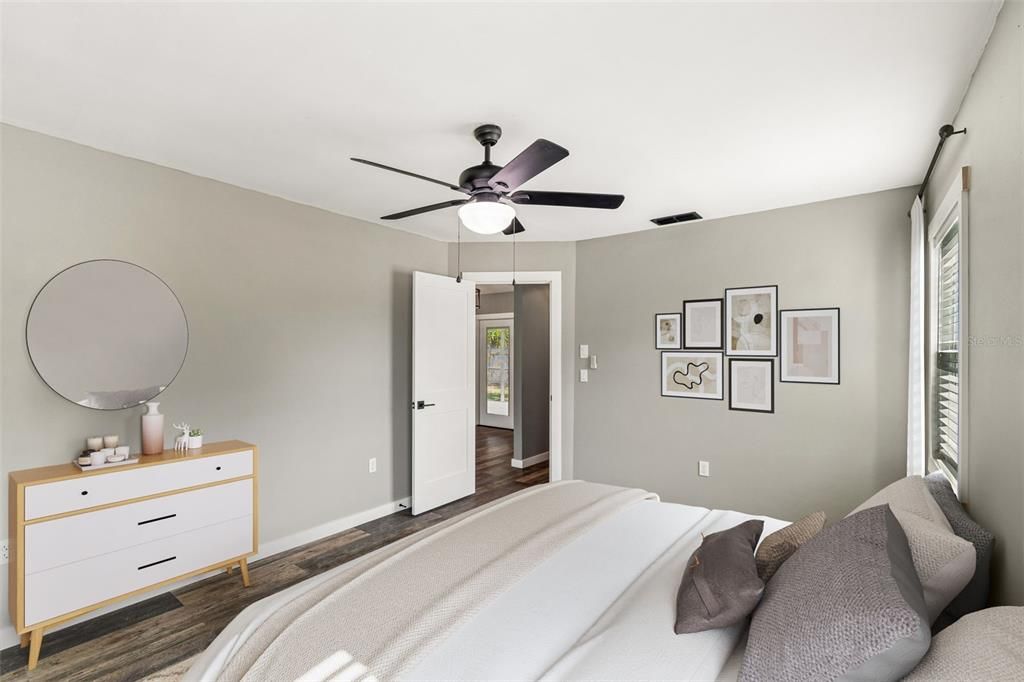 Active With Contract: $300,000 (3 beds, 2 baths, 1751 Square Feet)