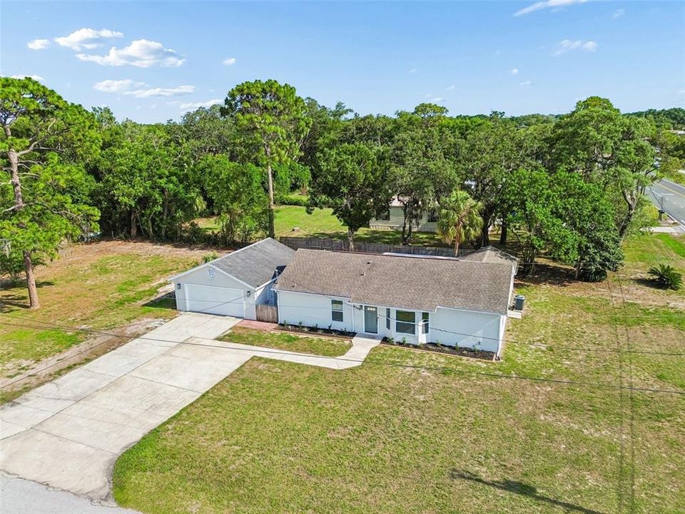 Active With Contract: $300,000 (3 beds, 2 baths, 1751 Square Feet)