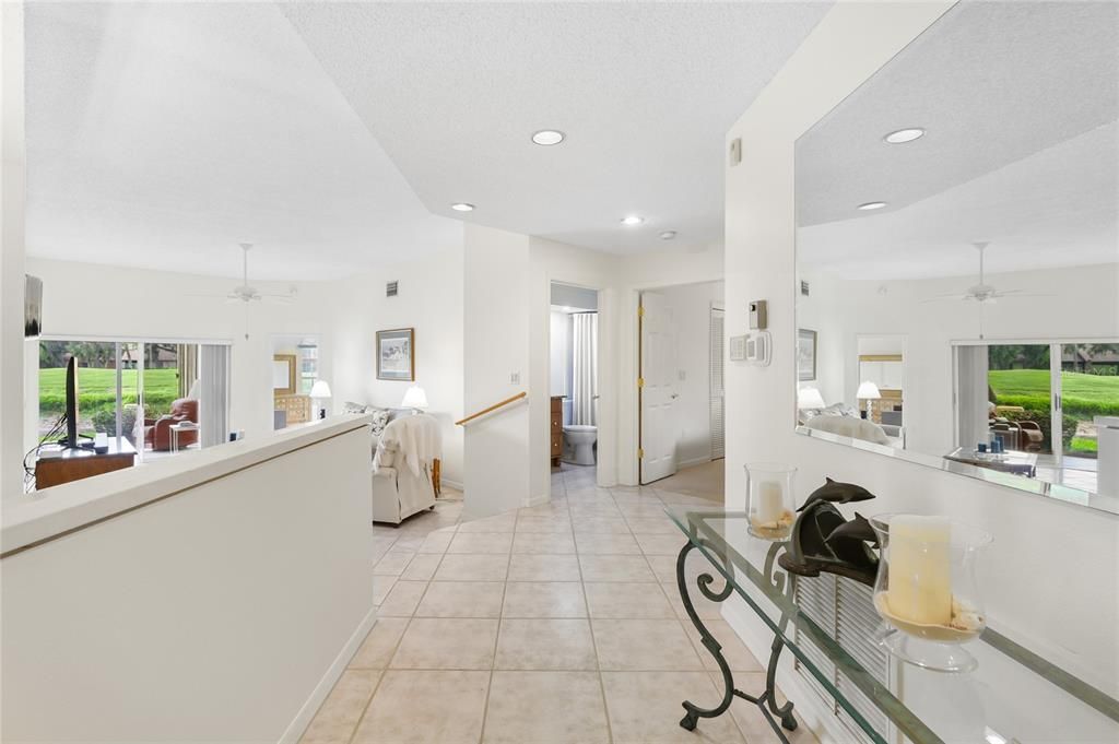 For Sale: $279,500 (2 beds, 2 baths, 1412 Square Feet)