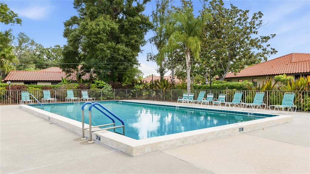 For Sale: $279,500 (2 beds, 2 baths, 1412 Square Feet)