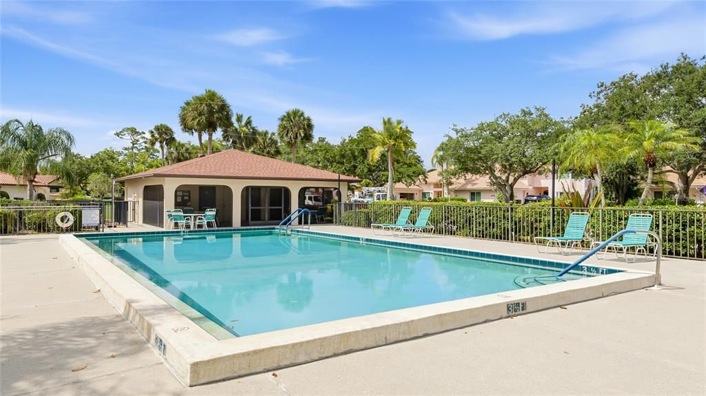 For Sale: $279,500 (2 beds, 2 baths, 1412 Square Feet)