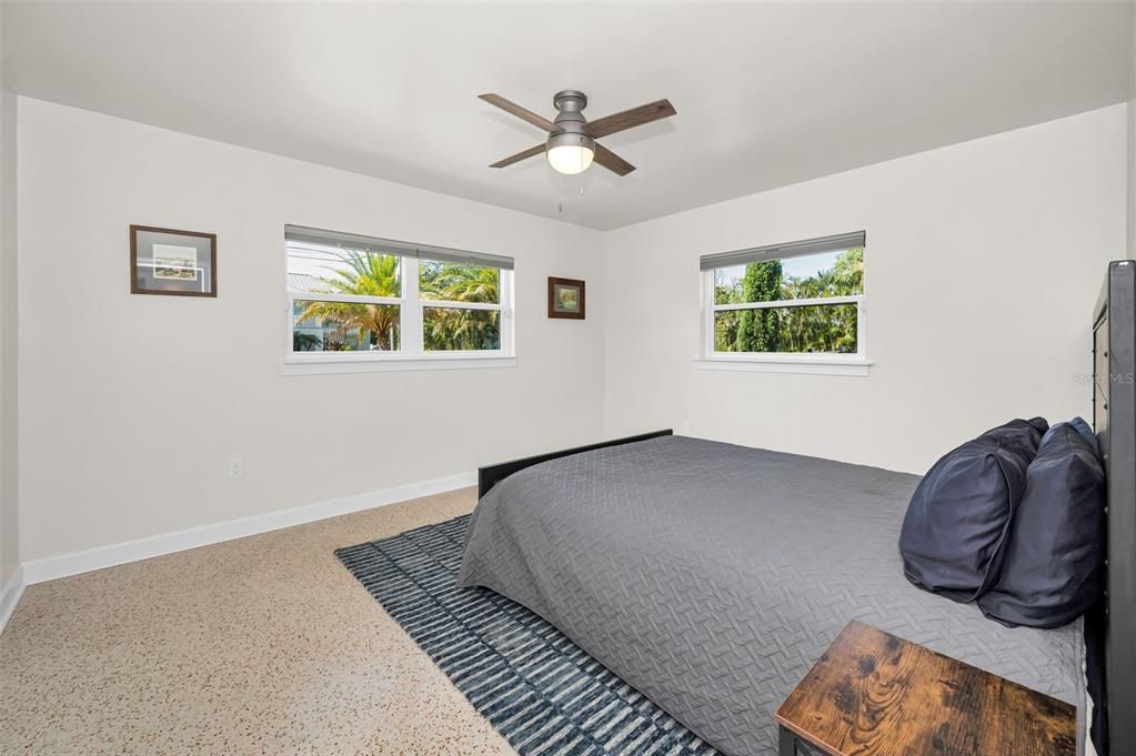 For Sale: $1,795,000 (3 beds, 2 baths, 2496 Square Feet)
