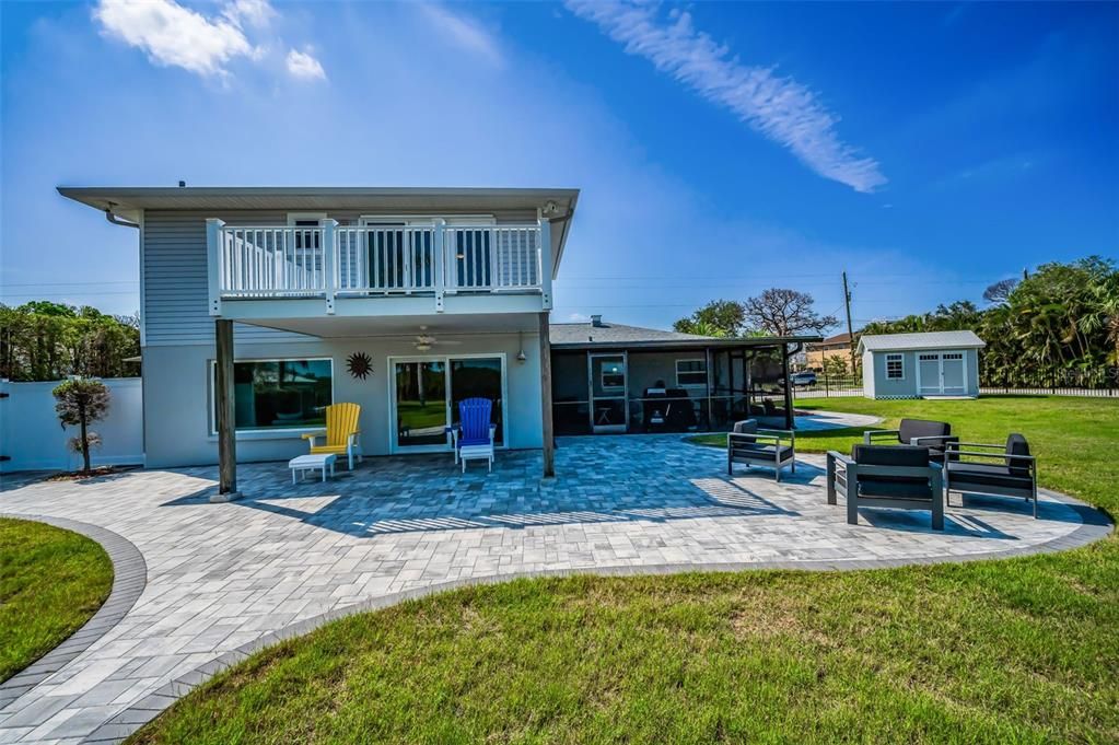 For Sale: $1,795,000 (3 beds, 2 baths, 2496 Square Feet)