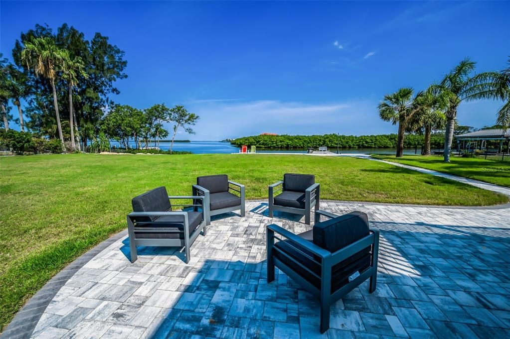 For Sale: $1,795,000 (3 beds, 2 baths, 2496 Square Feet)