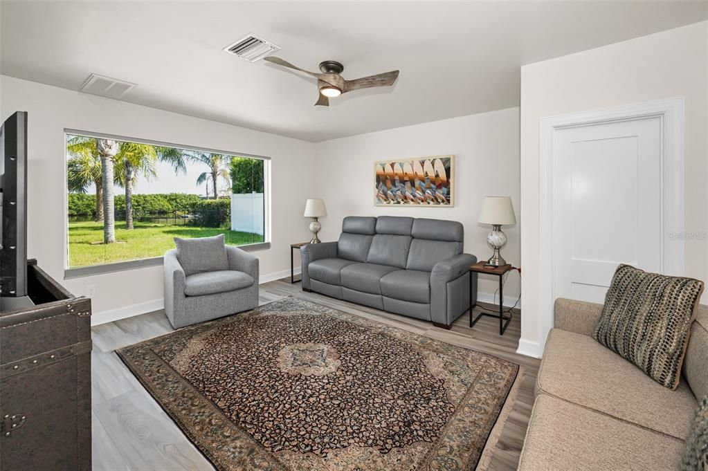 For Sale: $1,795,000 (3 beds, 2 baths, 2496 Square Feet)