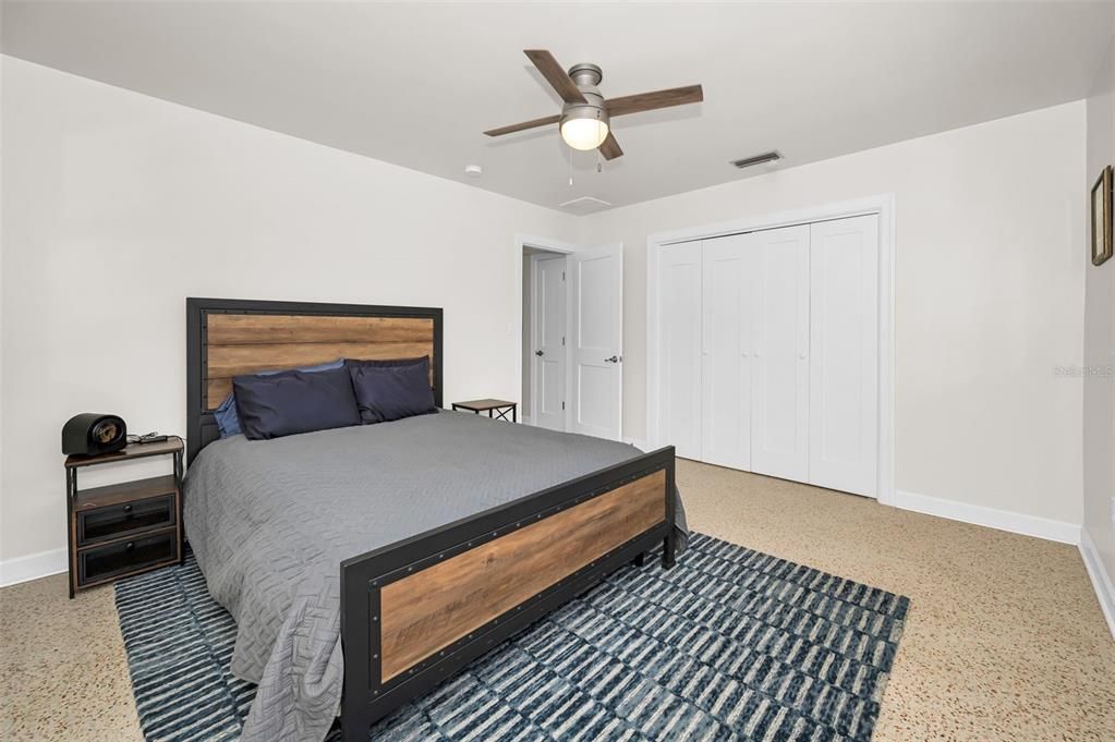 For Sale: $1,795,000 (3 beds, 2 baths, 2496 Square Feet)
