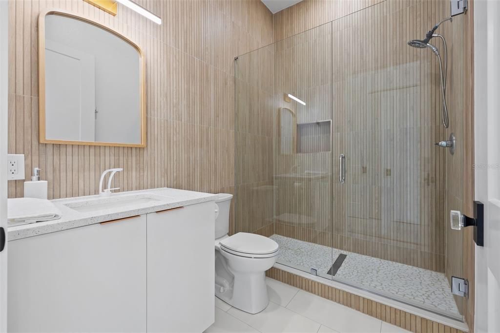For Sale: $2,495,000 (4 beds, 4 baths, 3994 Square Feet)