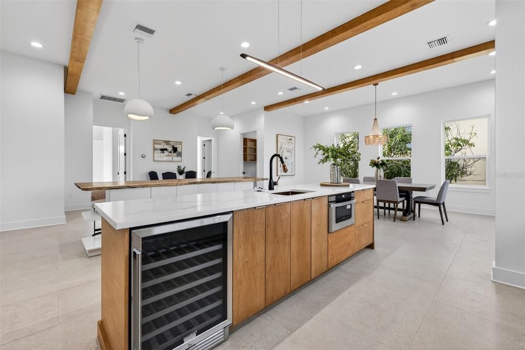 For Sale: $2,495,000 (4 beds, 4 baths, 3994 Square Feet)