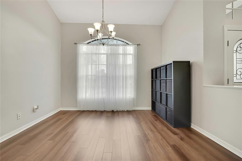 For Sale: $424,900 (3 beds, 2 baths, 1989 Square Feet)
